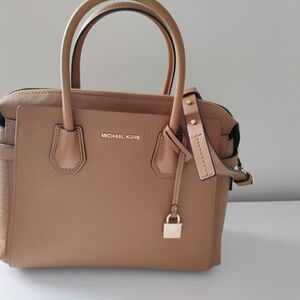 Michael Kors Tan Leather Handbag